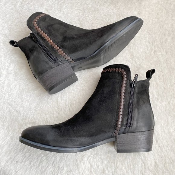 Bueno Women´s Lodi in Black Nubuck, Size 39